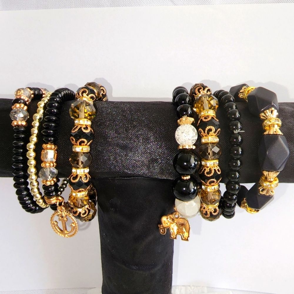 Black And Gold Diva Stacks Bracelets Nwt Black And Gold Diva Stacks Bracelets Nwt
